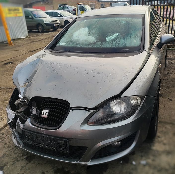 Seat Leon 2 klapa tył