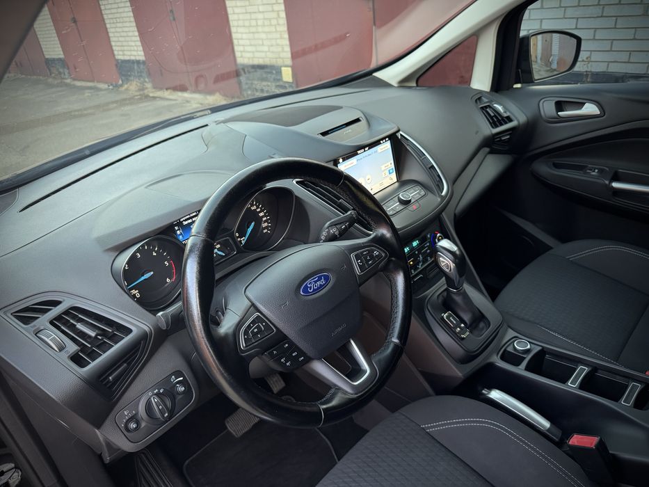 Ford Grand C-Max 2017 VIN WF0WXXGCEWHB28682 фото оголошення 12 з 24