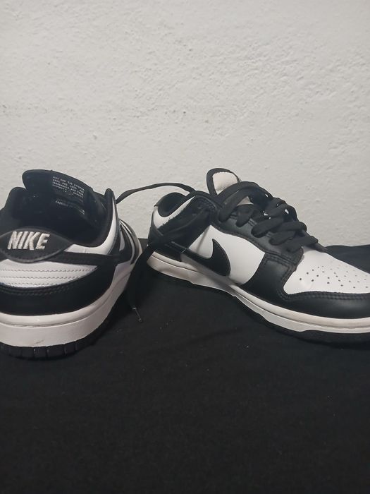 Nike Dunk Low "Panda"