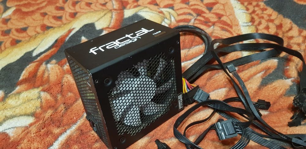ATX Блок питания Fractal Integra M FD-PSU-IN3B-750W (80 Plus Bronze)