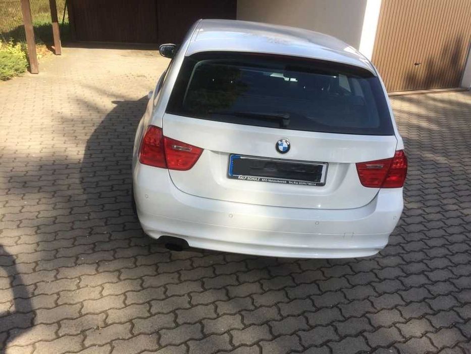 Продам BMW 3 Series 2012 E91 (FL)  •  318i MT (143 к.с.)  •  Base