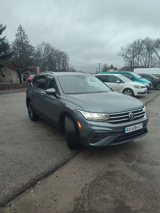 Фольксваген Тигуан 2022 .