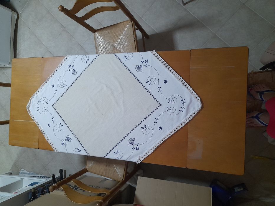 Mesa de cozinha extensível com 4 cadeiras