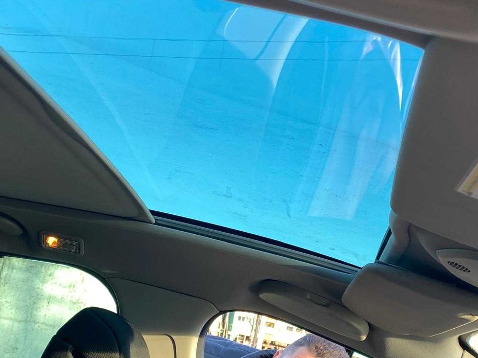 Продаю власне автомобіль Peugeot 3008    2009