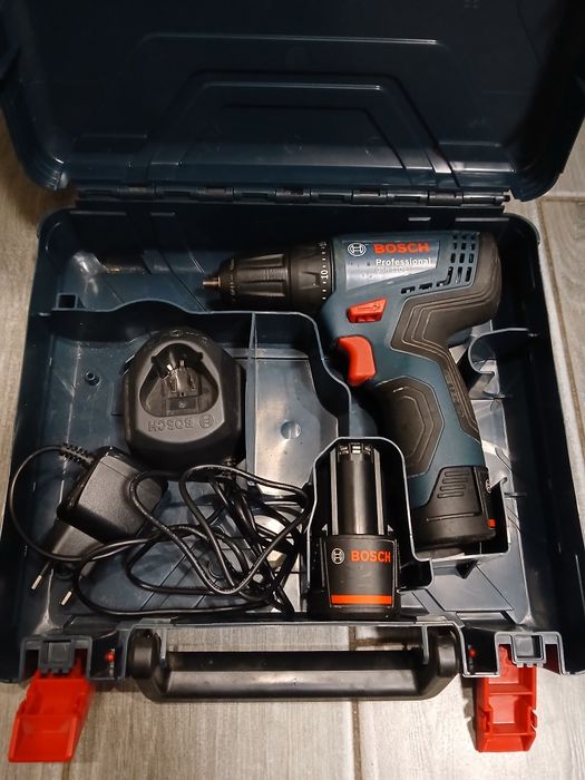 Шуруповер BOSCH 12 V