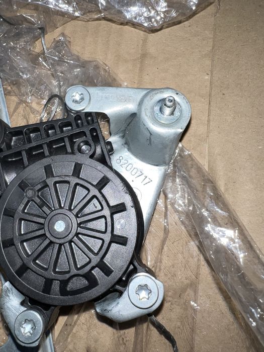 Стеклоподъемник с моторчиком на BMW E46