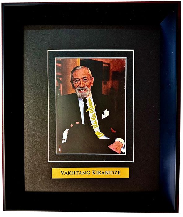 Автограф Вахтанга Кікабідзе