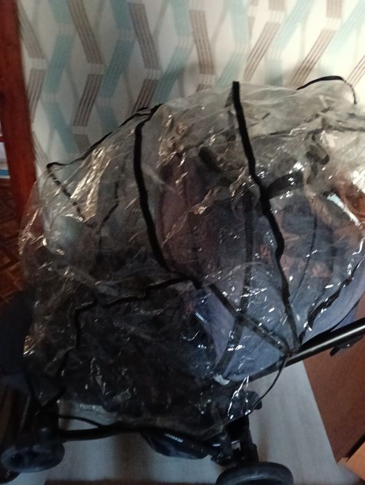 Коляска прогулочная