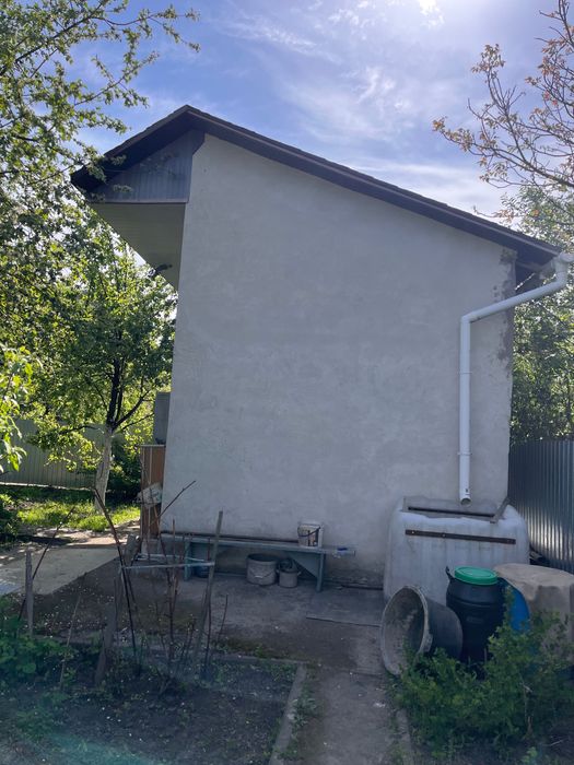 Продаж дачного будинку  96 кв.м