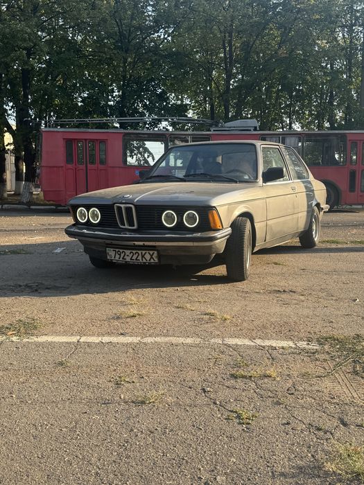 Продам BMW 318 E21