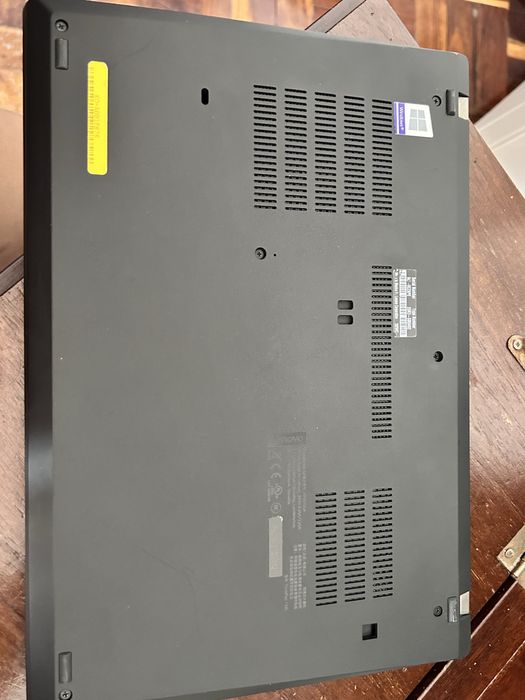 Lenovo ThinkPad T490 Touch – i5 / 16GB RAM / SSD / Windows 11 Pro