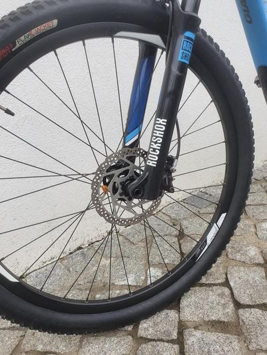 Bicicleta GIANT ANTHEM em muito bom estado