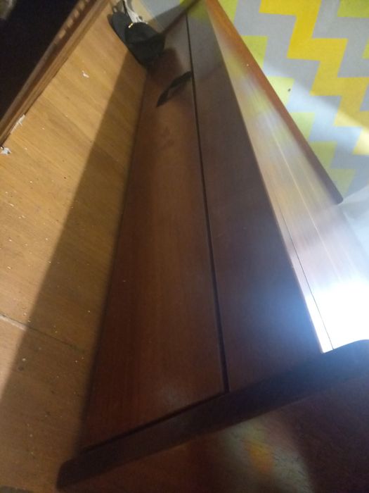Cama de casal com 4 gavetões