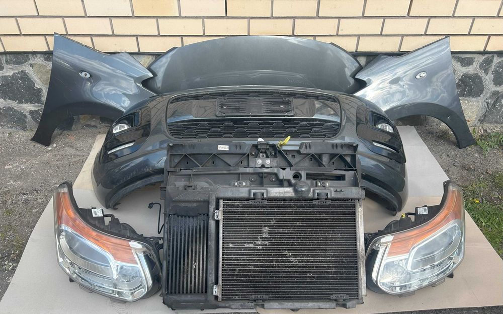 Передок взборі Citroen C3 Picasso 2013-2017р.в. (Рестайл)