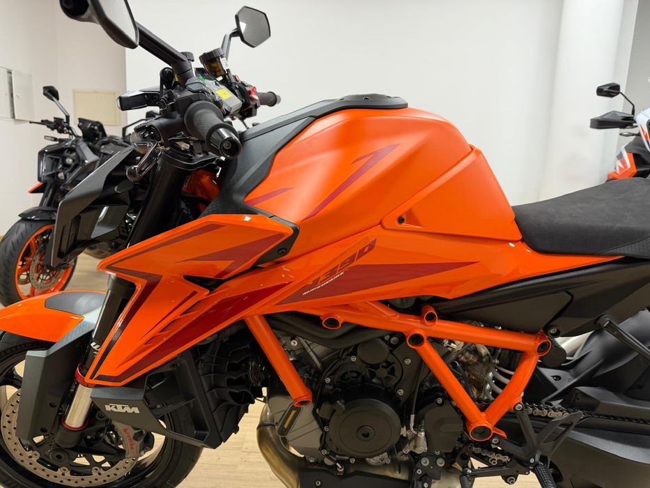 Ktm 1390 Super Duke R nova com tech pack