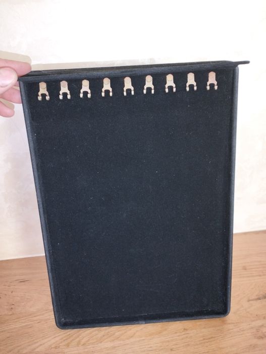 Підставки під прикраси, підставки під ланцюжки, підставки під браслети