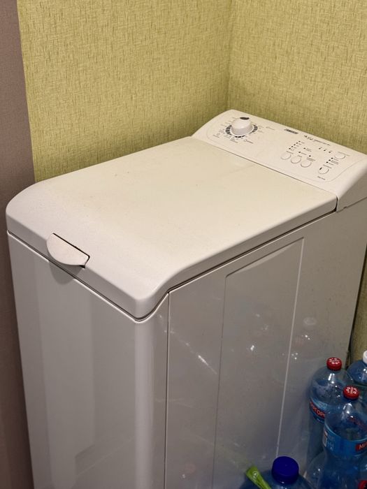 Пральна машинка Zanussi