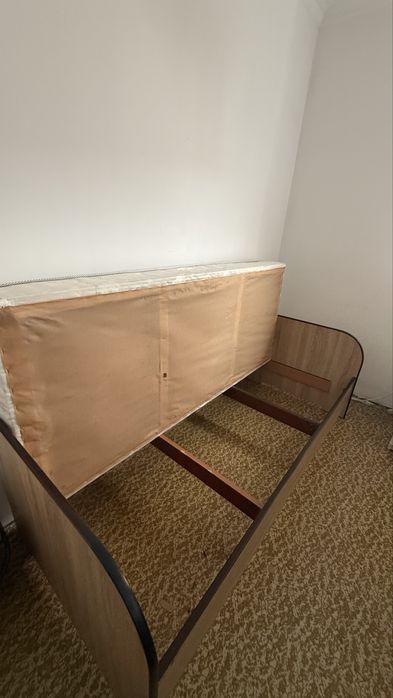 Продам ліжко б/у