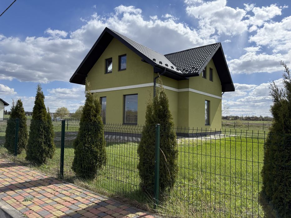 Продаж будинку у Пилиповичах на 9 сотках, закрите КМ