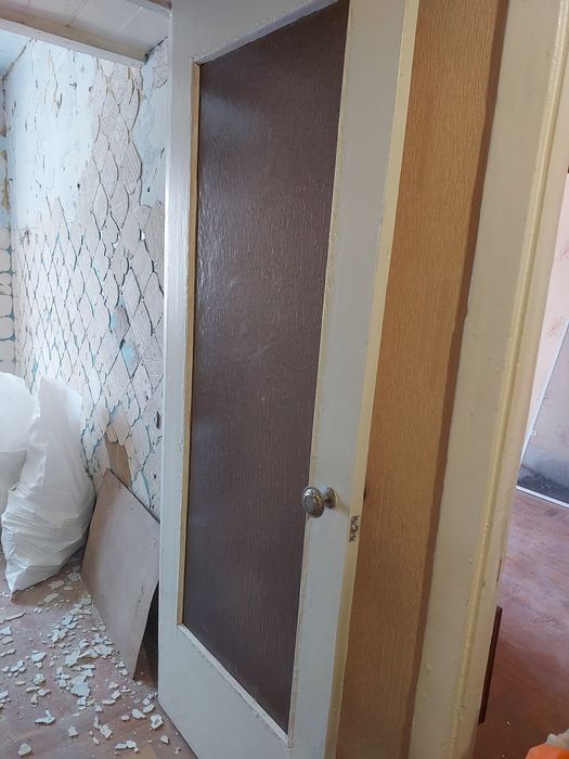 Продам двері  дерев'яні