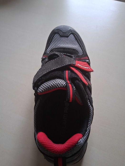 Buty robocze z podnoskiem letnie przewiewne S1 SRA Lahti Pro 42