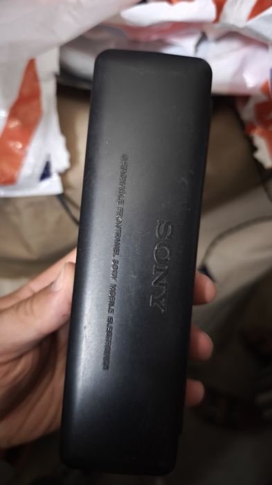 3 auto rádios da Sony
