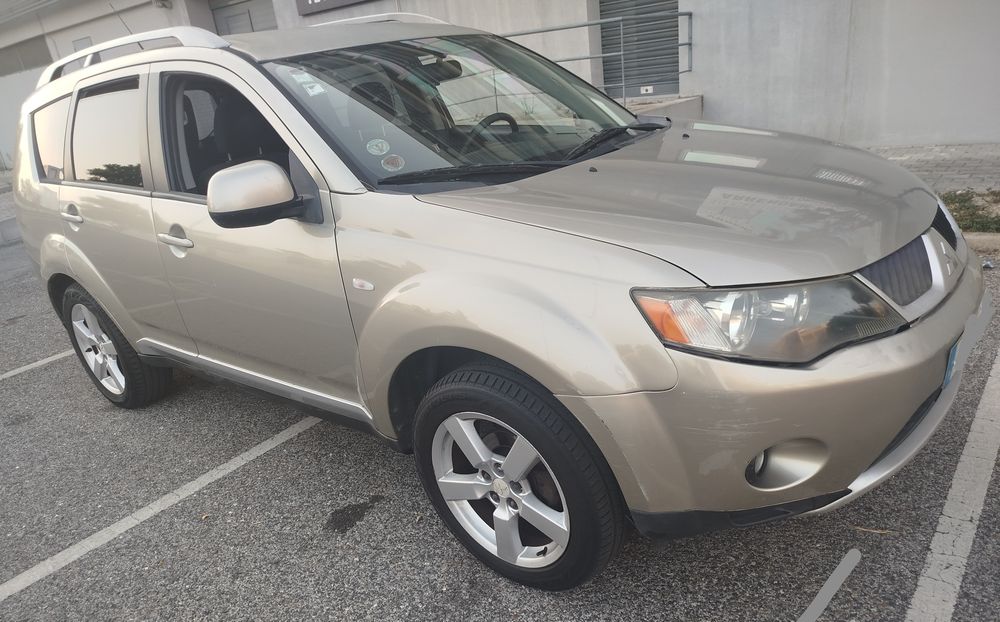 Mitsubishi Outlander 2.0Did 7Lug/2007/Versão 4×4/IUC barato/Aceito retoma