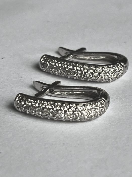 Золотые серьги 0.60 ct бриллианты