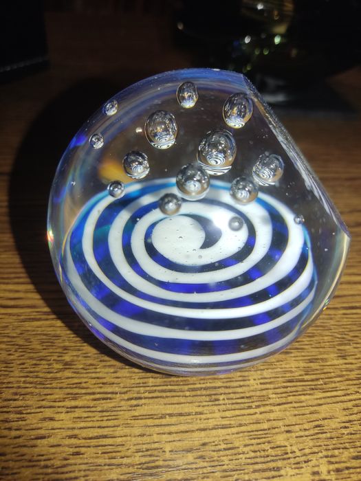 Szklana piękna kula Murano