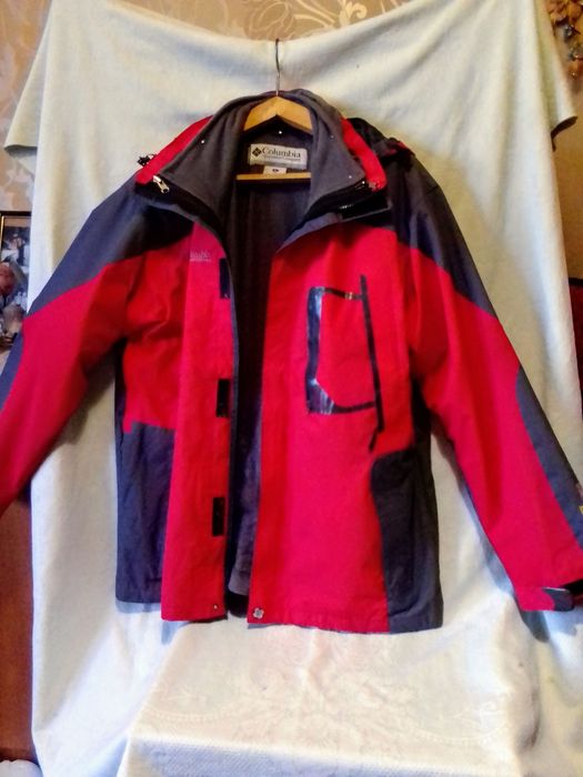 Мужская демисезонная спортивная куртка " Columbia".