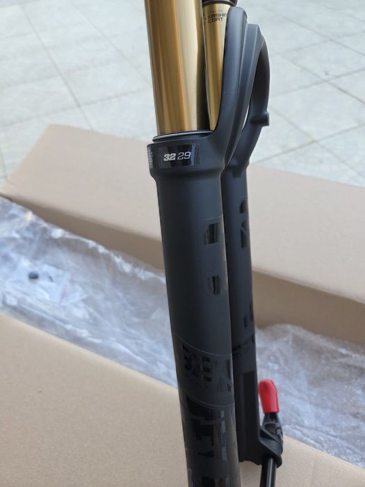 Fox 32 Step Cast Factory 100mm Boost