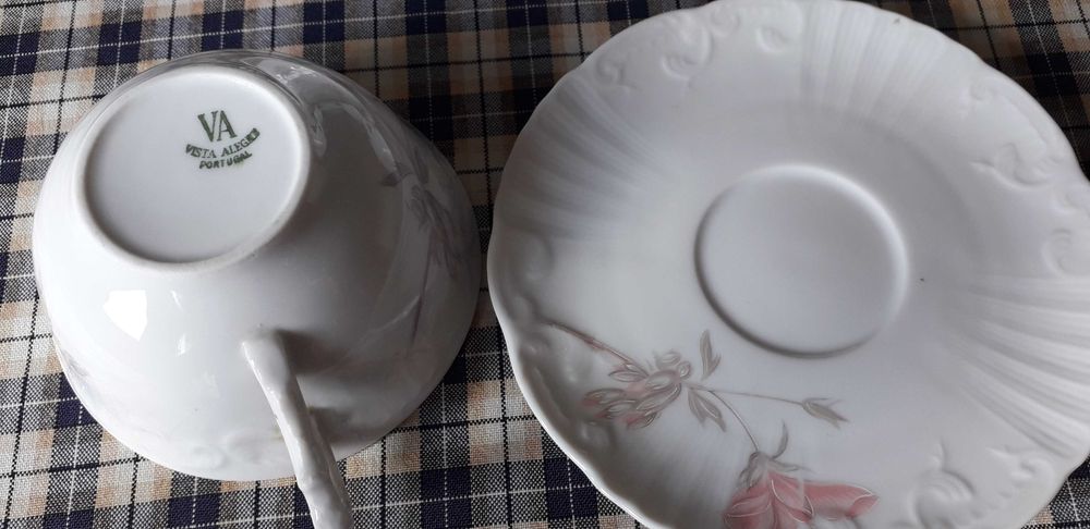 4 chávenas Vista Alegre