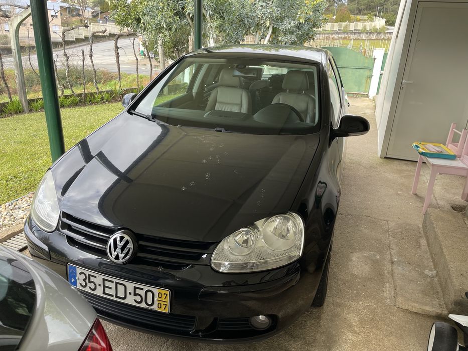 Volkswagen golf V