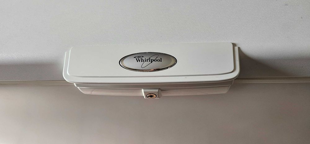 Arca frigorífica marca WhirlPool