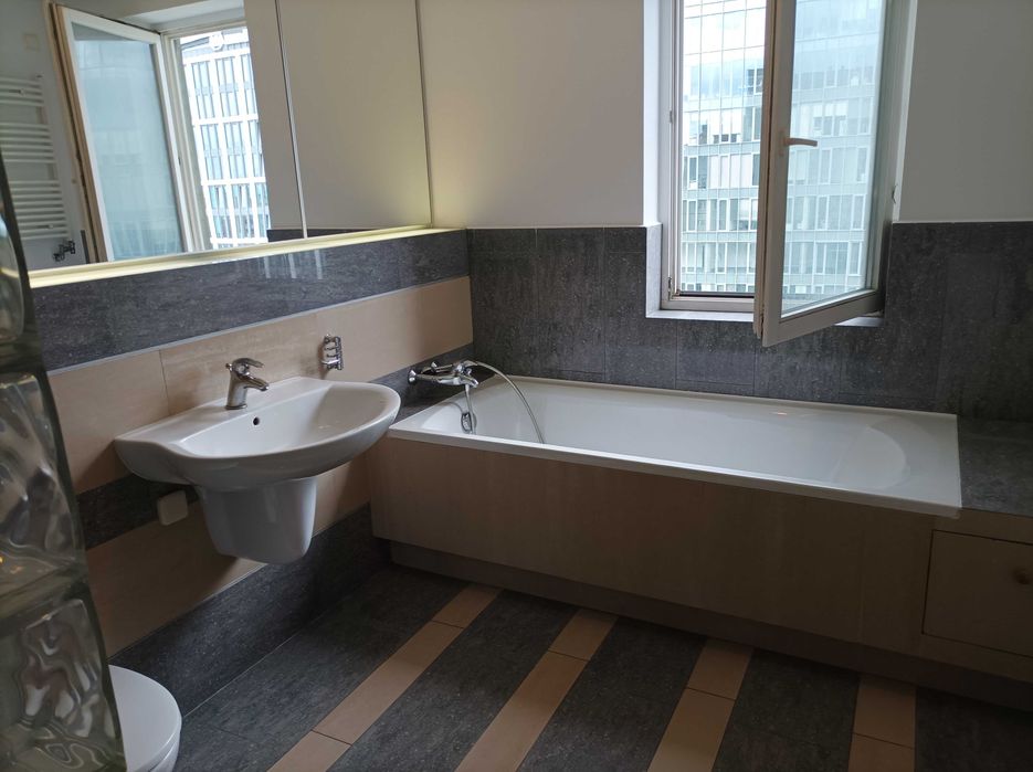 Bliska Ochota, Al. Jerozolimskie 105 m², apartamentowiec , 4 pokoje, garaż , ochrona - Widok 4