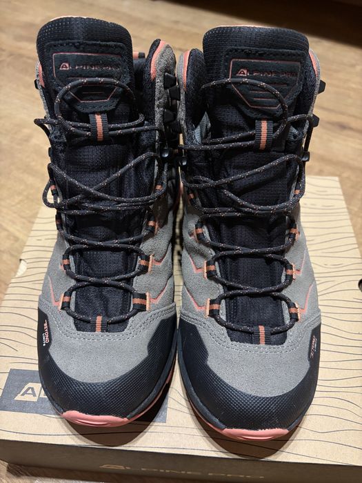 Buty trekkingowe roz 40