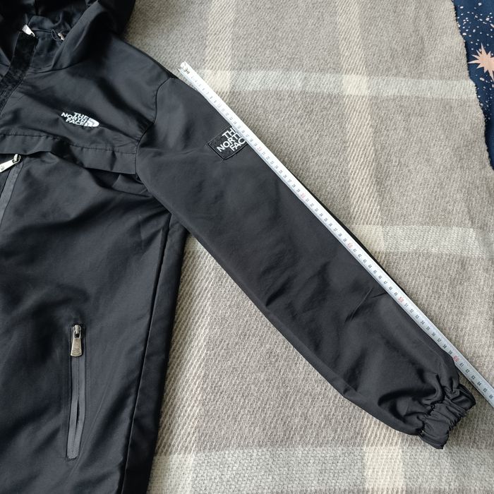 Вітровка The North Face розмір М