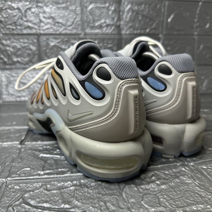 Чоловічі кросівки Nike Air Max Plus Drift Shoes FD4290-002