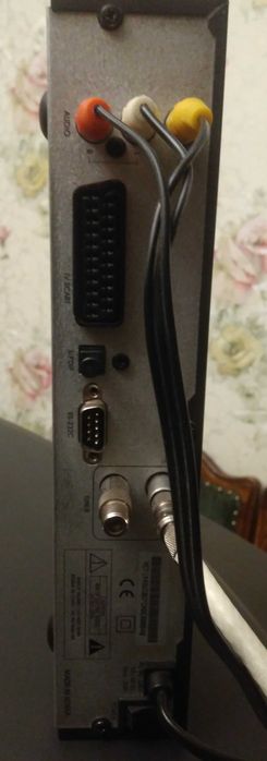 Телевізор Panasonic TC-25GF10R, приставка Homecast eM2150CO