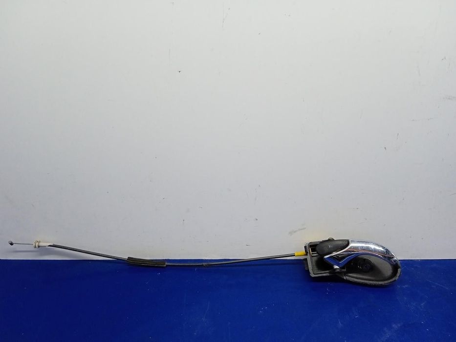 MANIPULO INTERIOR TRASEIRO ESQUERDO FORD FOCUS SEDAN 2000 -XS41A22600AK