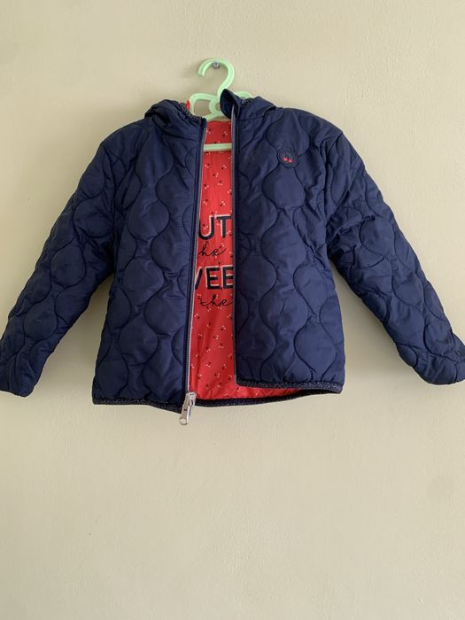 Продам курточку на дівчинку