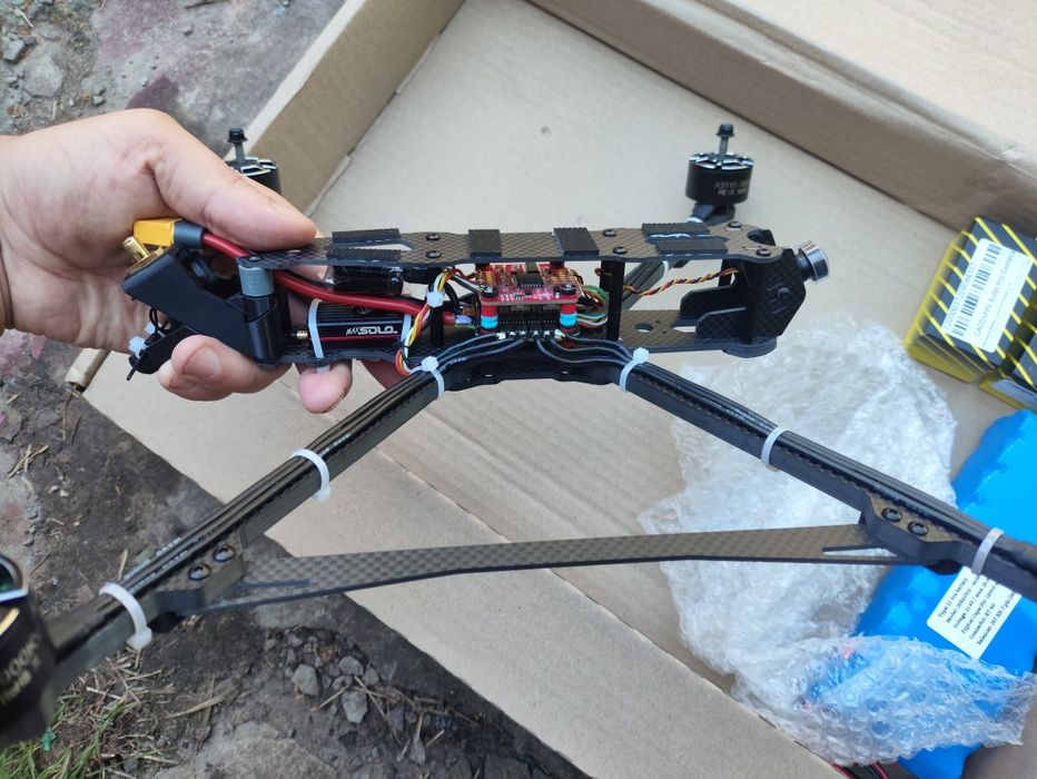 FPV-дрон 10" з батареєю 12 000 mAh
