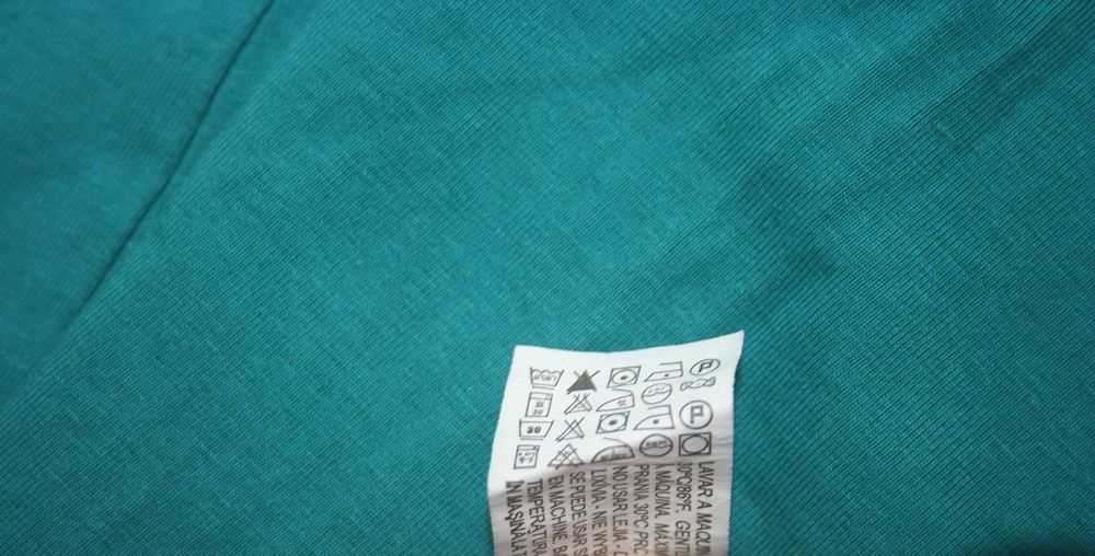 3 Tops Bershka M