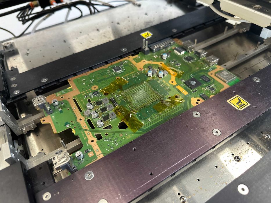 Laboratorium | Serwis Elektroniki Telefony Laptopy Konsole Poznań