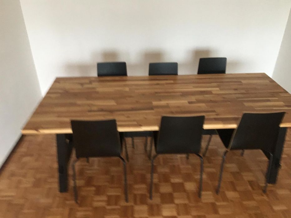 Mesa de sala e 6 cadeiras