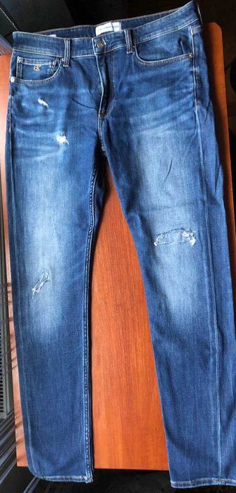 Продам джинси Calvin Klein