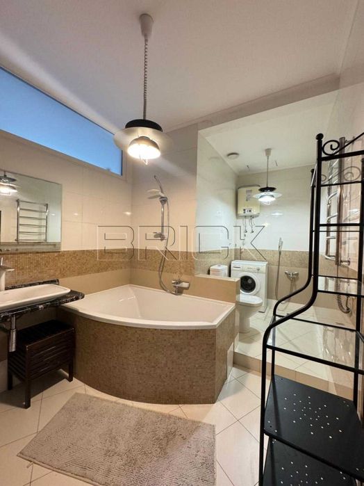 Новопечерские Липки, Верхогляда 14, продажа квартиры, печерск