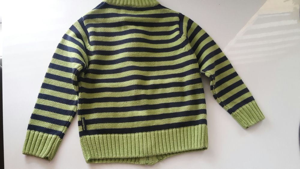 Sweterek rozpinany Coccodrillo 110 cm jak Nowy