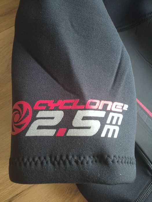 HyperFlex Pianka neoprenowa krótka do surfingowania