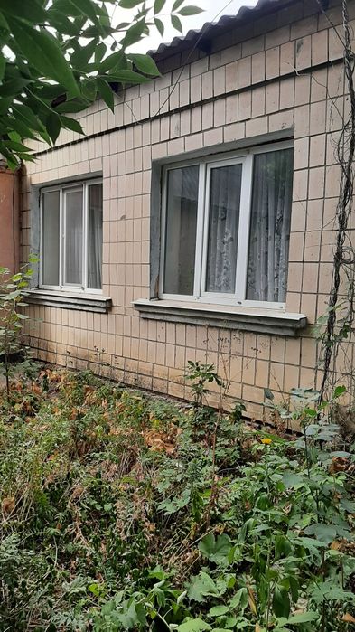 Продам квартиру 3х кімнатну в с.Бережинка